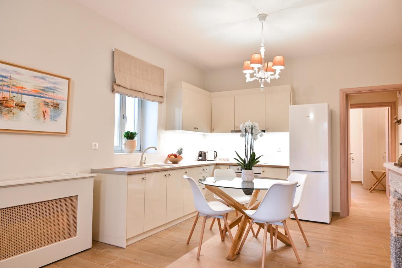 Efmar Exclusive Residences 伊西翁 外观 照片
